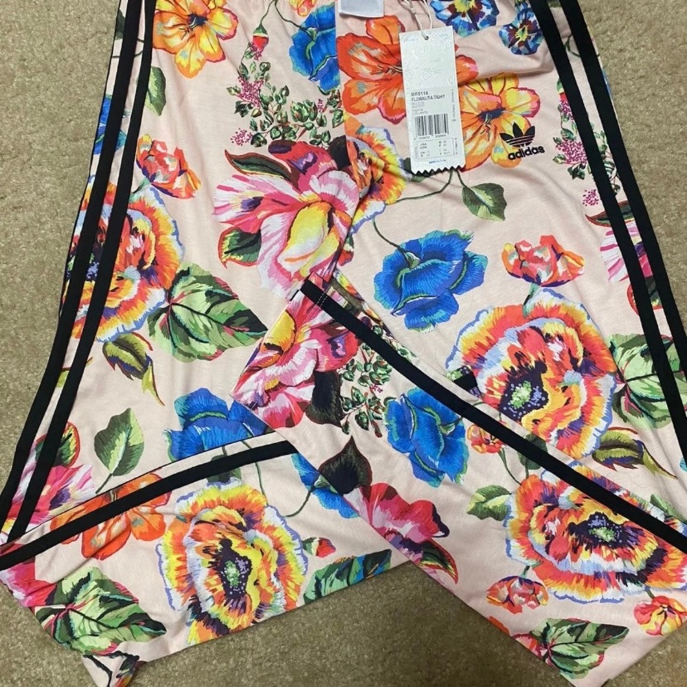 Adidas floralita leggings size medium